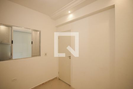 Quarto 1 de casa para alugar com 2 quartos, 145m² em Campo Limpo, São Paulo