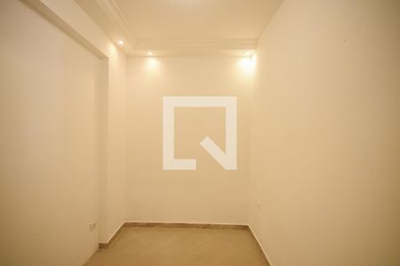 Quarto 1 de casa para alugar com 2 quartos, 145m² em Campo Limpo, São Paulo
