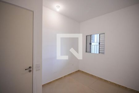 Quarto 2 de casa para alugar com 2 quartos, 145m² em Campo Limpo, São Paulo