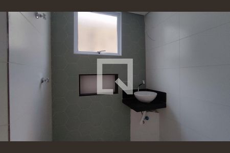 Banheiro suite de apartamento à venda com 3 quartos, 148m² em Morro do Confisco, Contagem