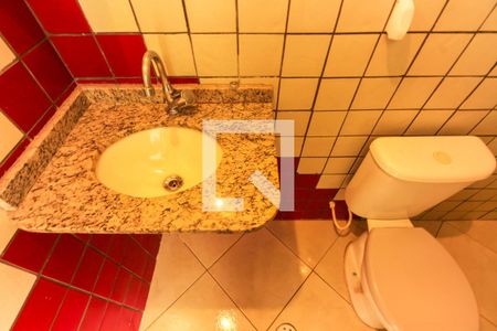 Casa de condomínio para alugar com 156m², 3 quartos e 3 vagasBanheiro 3