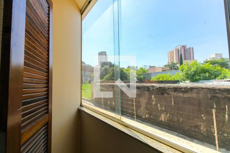 Varanda de casa de condomínio para alugar com 3 quartos, 156m² em Chácara Seis de Outubro, São Paulo