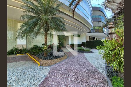 Apartamento para alugar com 157m², 3 quartos e 2 vagasEntrada