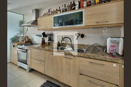 Apartamento para alugar com 157m², 3 quartos e 2 vagasCozinha