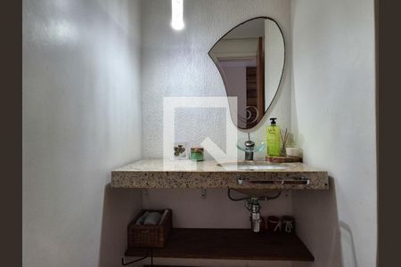 Lavabo de apartamento para alugar com 3 quartos, 157m² em Recreio dos Bandeirantes, Rio de Janeiro
