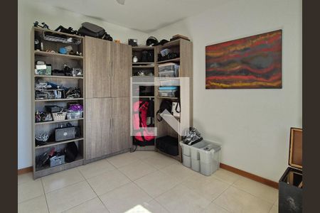 Apartamento para alugar com 157m², 3 quartos e 2 vagasQuarto 2