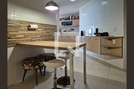 Apartamento para alugar com 157m², 3 quartos e 2 vagasCozinha