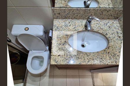 Apartamento para alugar com 157m², 3 quartos e 2 vagasBanheiro Social