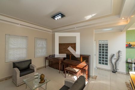 Sala de Estar  de casa à venda com 5 quartos, 350m² em Parque Alto Taquaral, Campinas