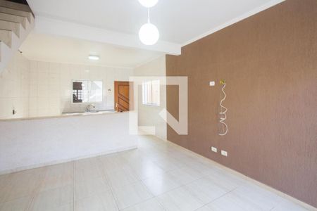 Sala de casa para alugar com 2 quartos, 120m² em Jardim Germânia, São Paulo