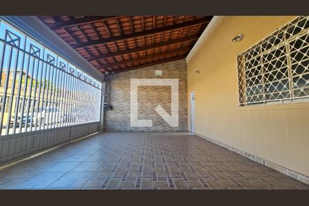 Casa para alugar com 125m², 4 quartos e 2 vagas Casa para alugar com 125m², 4 quartos e 2 vagasGaragem