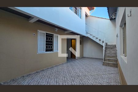 Casa para alugar com 125m², 4 quartos e 2 vagas Casa para alugar com 125m², 4 quartos e 2 vagasQuintal