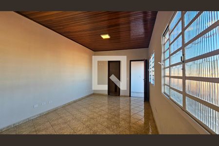 Casa para alugar com 125m², 4 quartos e 2 vagas Casa para alugar com 125m², 4 quartos e 2 vagasQuarto 4