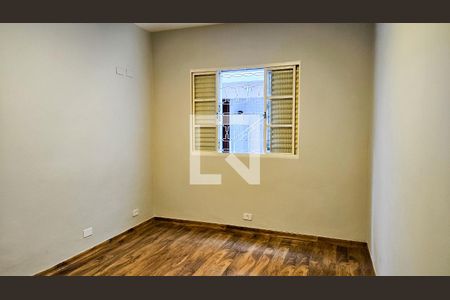 Quarto 1 de casa para alugar com 4 quartos, 125m² em Jardim Alzira, São Paulo