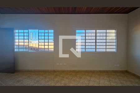 Casa para alugar com 125m², 4 quartos e 2 vagas Casa para alugar com 125m², 4 quartos e 2 vagasQuarto 4