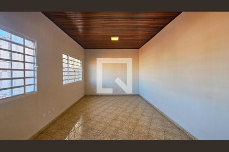 Casa para alugar com 125m², 4 quartos e 2 vagas Casa para alugar com 125m², 4 quartos e 2 vagasQuarto 4