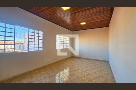 Casa para alugar com 125m², 4 quartos e 2 vagas Casa para alugar com 125m², 4 quartos e 2 vagasQuarto 4