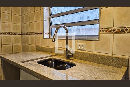 Casa para alugar com 125m², 4 quartos e 2 vagas Casa para alugar com 125m², 4 quartos e 2 vagasCozinha