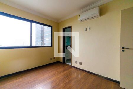 Suíte de apartamento para alugar com 4 quartos, 141m² em Barra da Tijuca, Rio de Janeiro