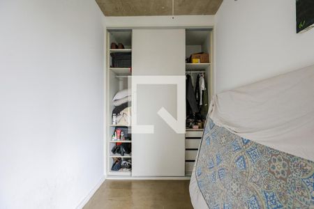 Quarto 1 de apartamento para alugar com 2 quartos, 72m² em Panamby, São Paulo