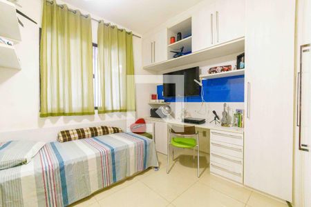 Quarto de casa de condomínio para alugar com 2 quartos, 80m² em Recreio dos Bandeirantes, Rio de Janeiro