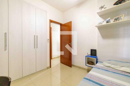 Quarto de casa de condomínio para alugar com 2 quartos, 80m² em Recreio dos Bandeirantes, Rio de Janeiro