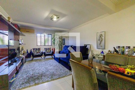 Sala de casa de condomínio para alugar com 2 quartos, 80m² em Recreio dos Bandeirantes, Rio de Janeiro