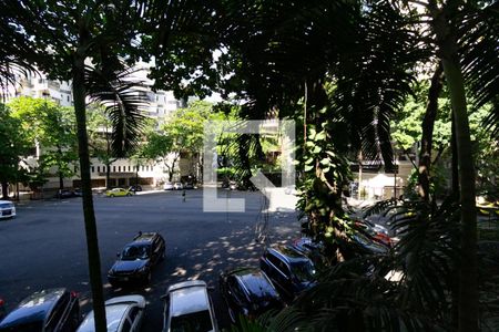 Vista da sala  de apartamento para alugar com 2 quartos, 92m² em Leblon, Rio de Janeiro
