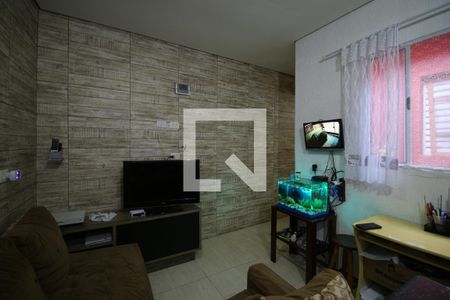 Sala de casa para alugar com 2 quartos, 125m² em Jardim Iva, São Paulo