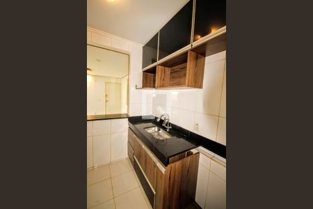 Cozinha de apartamento à venda com 3 quartos, 80m² em Castelo, Belo Horizonte