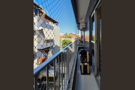 Apartamento à venda com 83m², 3 quartos e 1 vagaVaranda