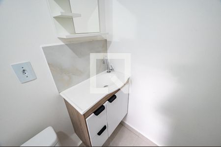 Banheiro Social de casa para alugar com 1 quarto, 32m² em Jabaquara, São Paulo