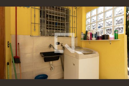 Casa à venda com 297m², 2 quartos e 4 vagasÁrea de Serviço