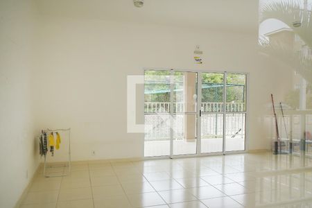 Apartamento para alugar com 45m², 2 quartos e 1 vagaÁrea comum - Salão de festas