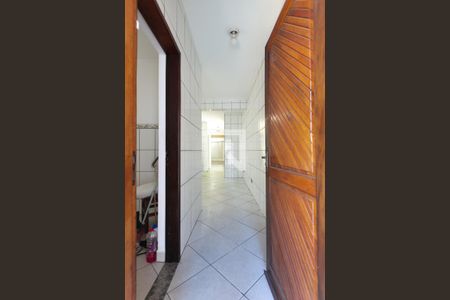 Casa para alugar com 490m², 4 quartos e 3 vagasCorredor 