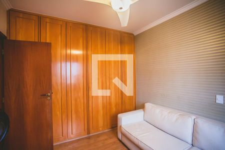 Apartamento à venda com 234m², 4 quartos e 4 vagas Apartamento à venda com 234m², 4 quartos e 4 vagasQuarto 3