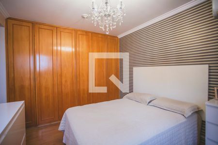Apartamento à venda com 234m², 4 quartos e 4 vagas Apartamento à venda com 234m², 4 quartos e 4 vagasSuíte