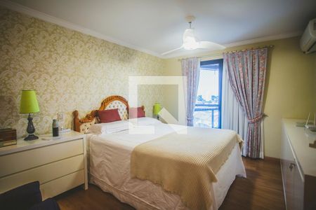 Apartamento à venda com 234m², 4 quartos e 4 vagas Apartamento à venda com 234m², 4 quartos e 4 vagasSuíte 2