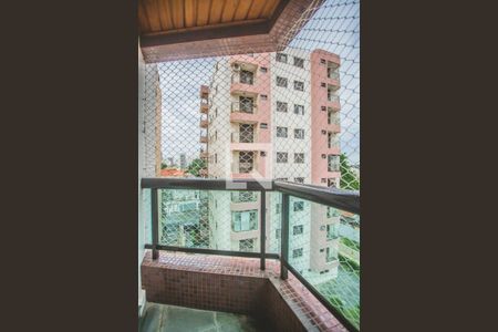 Apartamento à venda com 234m², 4 quartos e 4 vagas Apartamento à venda com 234m², 4 quartos e 4 vagasVaranda