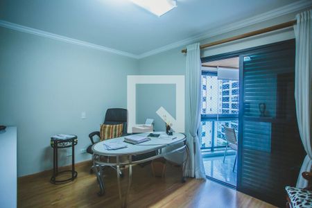 Apartamento à venda com 234m², 4 quartos e 4 vagas Apartamento à venda com 234m², 4 quartos e 4 vagasQuarto 4