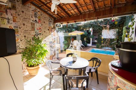 Casa para alugar com 140m², 3 quartos e 2 vagasÁrea de Serviço/Área de lazer