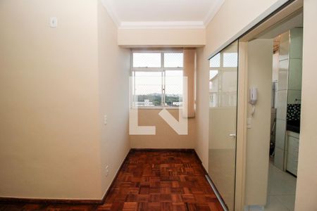 Apartamento para alugar com 2 quartos, 55m² em Sagrada Família, Belo Horizonte