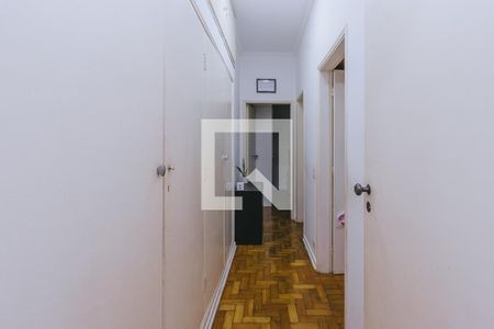 Corredor dos quartos de apartamento para alugar com 2 quartos, 112m² em Centro, São José dos Campos