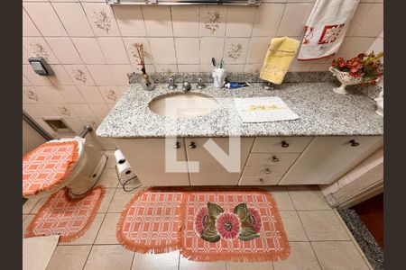 Casa à venda com 247m², 3 quartos e 4 vagasBanheiro 