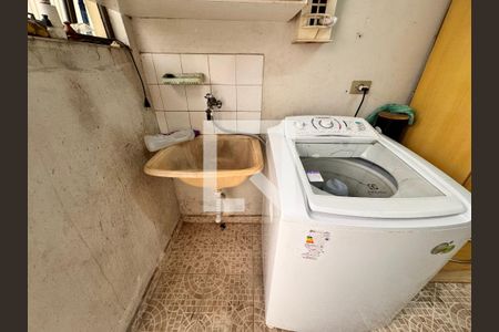 Casa à venda com 247m², 3 quartos e 4 vagasLavanderia