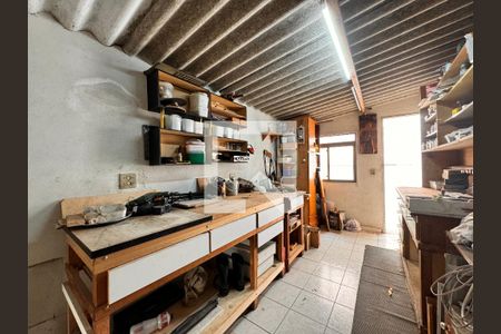 Casa à venda com 247m², 3 quartos e 4 vagasEdícula 