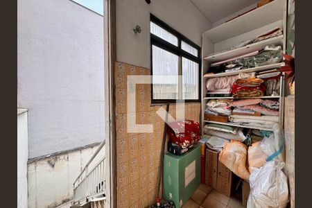 Casa à venda com 247m², 3 quartos e 4 vagasDespensa