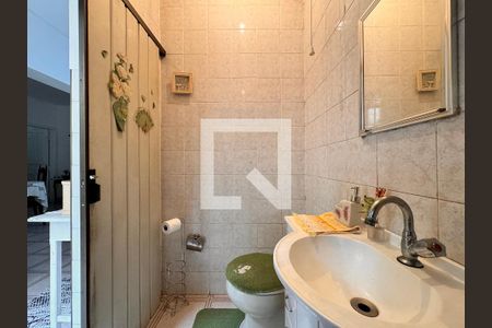 Casa à venda com 247m², 3 quartos e 4 vagasLavabo