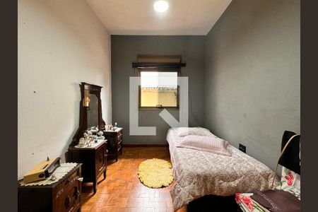 Casa à venda com 247m², 3 quartos e 4 vagasQuarto 2