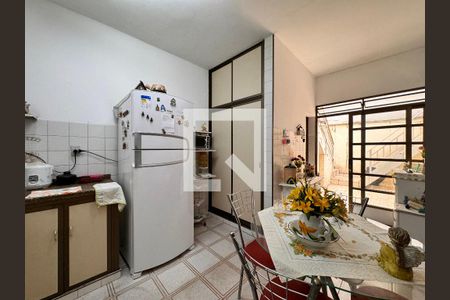 Casa à venda com 247m², 3 quartos e 4 vagasCozinha